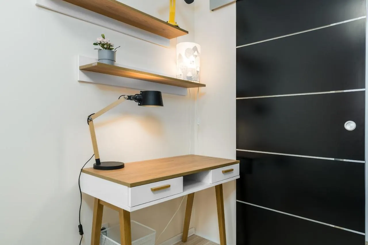 Apartment Poznan Park Cytadela by Renters 0*,  Polska